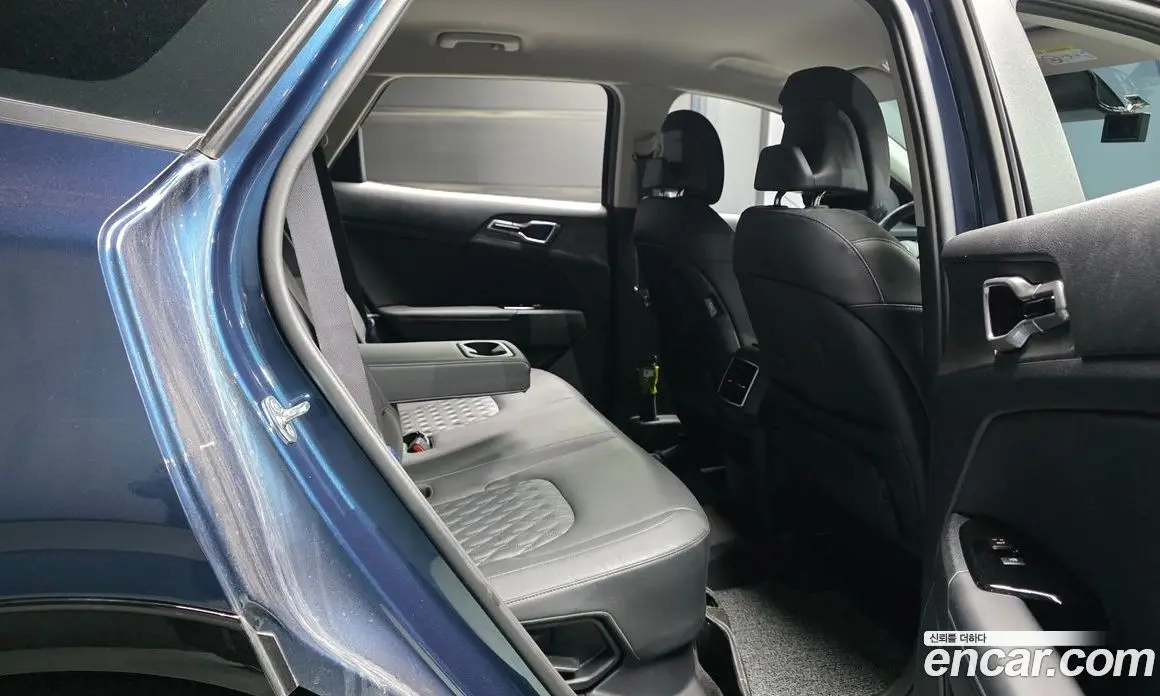 Kia Sportage 2024 1.6 автомат (гидро), фото 18 Kia Sportage 2024 1.6 автомат (гидро), фото 18