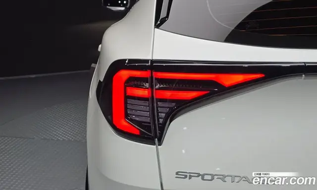 Kia Sportage 2025 1.6 автомат (гидро), миниатюра 9