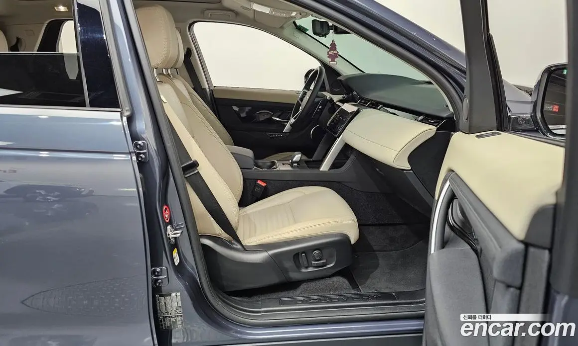 Land Rover Discovery Sport 2025 2.0 автомат (гидро), фото 15
