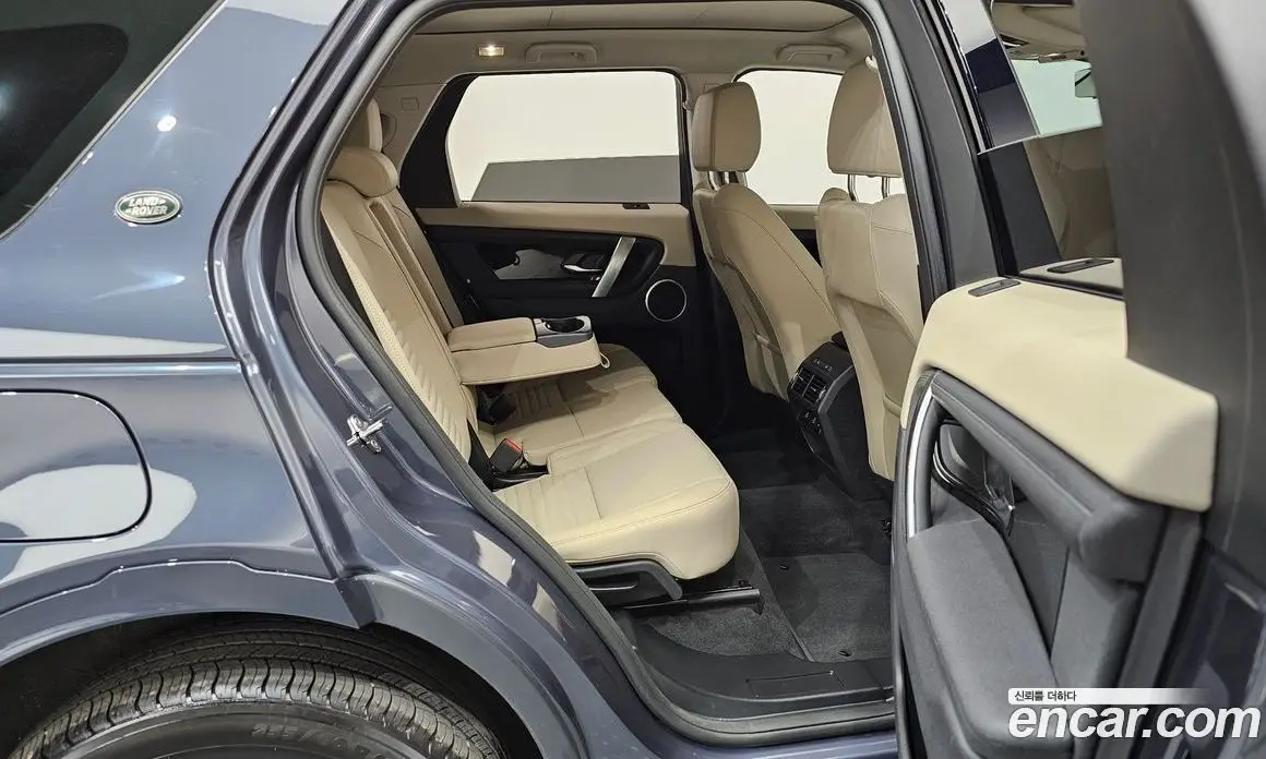 Land Rover Discovery Sport 2025 2.0 автомат (гидро), фото 16