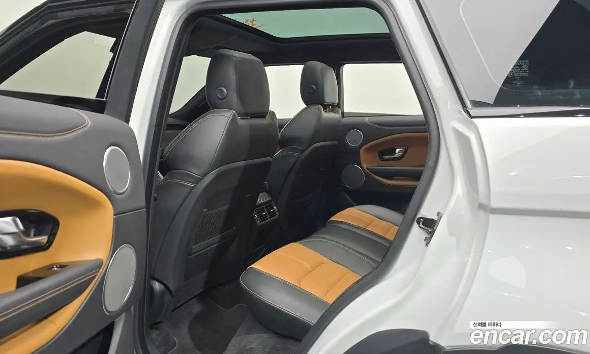 Land Rover Range Rover Evoque 2018 2.0 автомат (гидро), фото 16