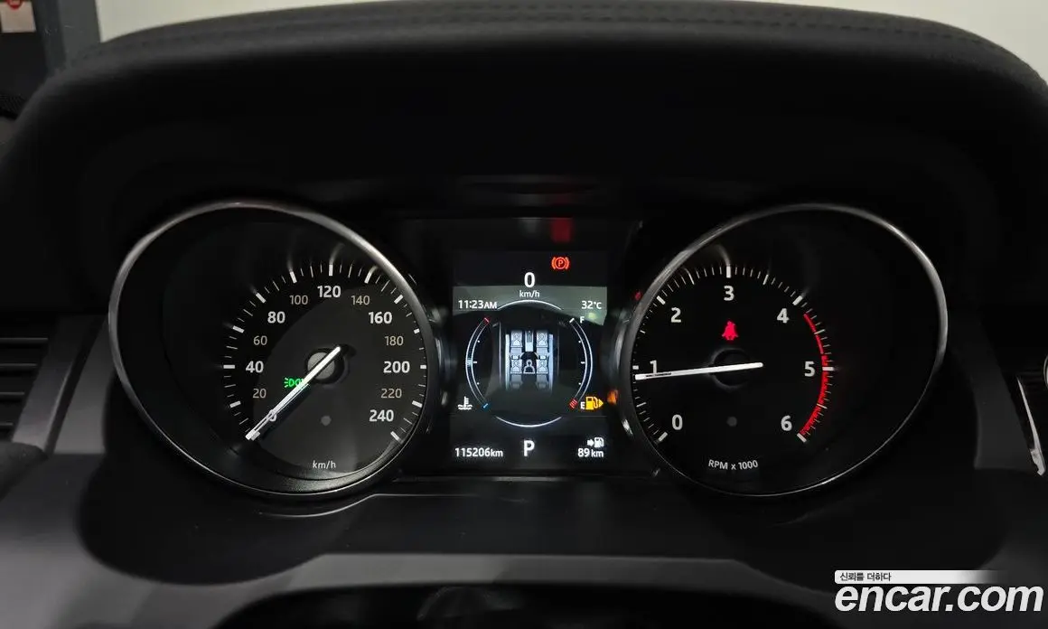 Land Rover Range Rover Evoque 2018 2.0 автомат (гидро), фото 10