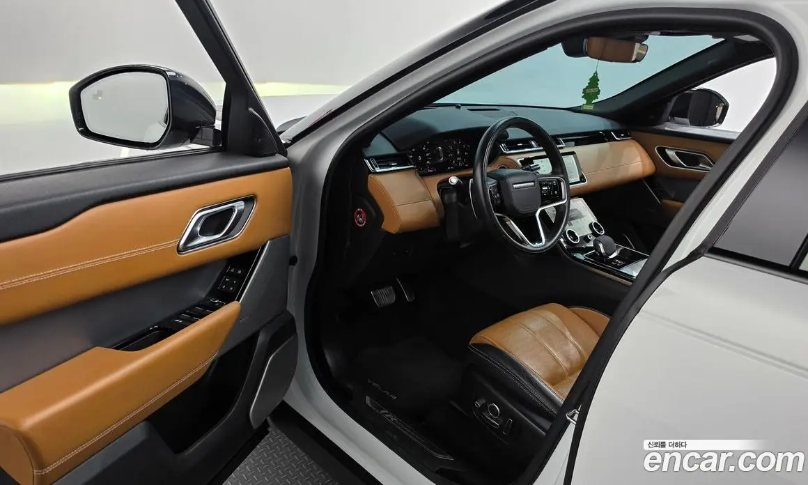 Land Rover Range Rover Velar 2021 3.0 автомат (гидро), фото 13 Land Rover Range Rover Velar 2021 3.0 автомат (гидро), фото 13