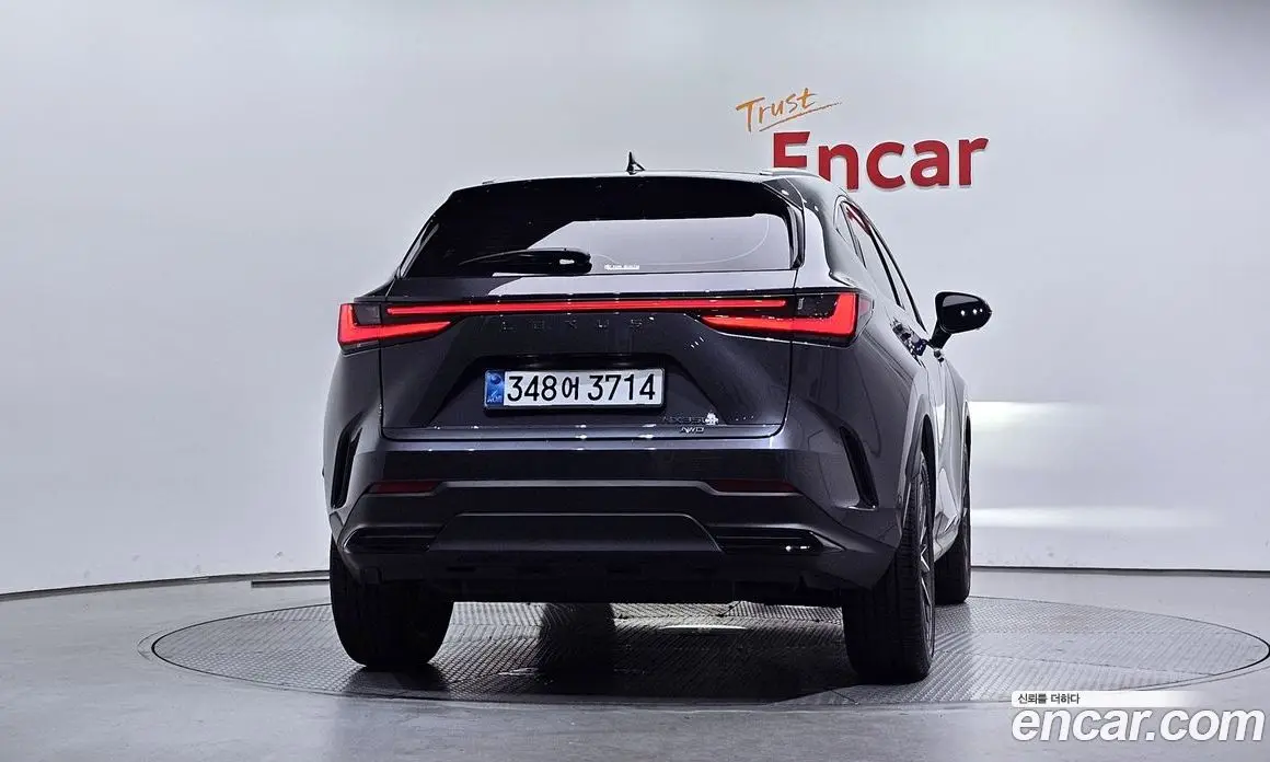 Lexus NX 2025 2.5 автомат (гидро), фото 4