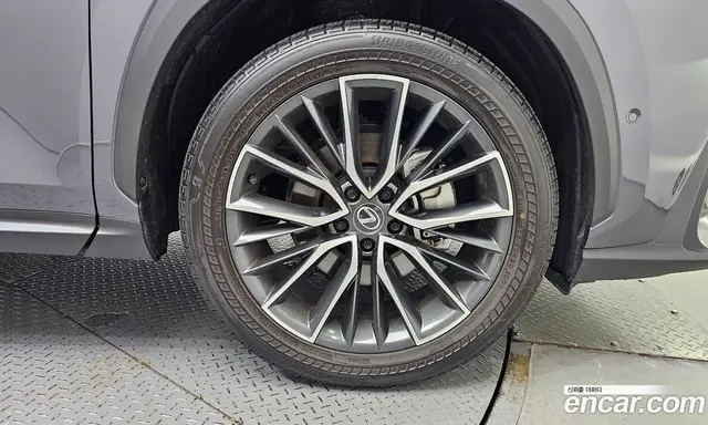 Lexus NX 2025 2.5 автомат (гидро), миниатюра 7