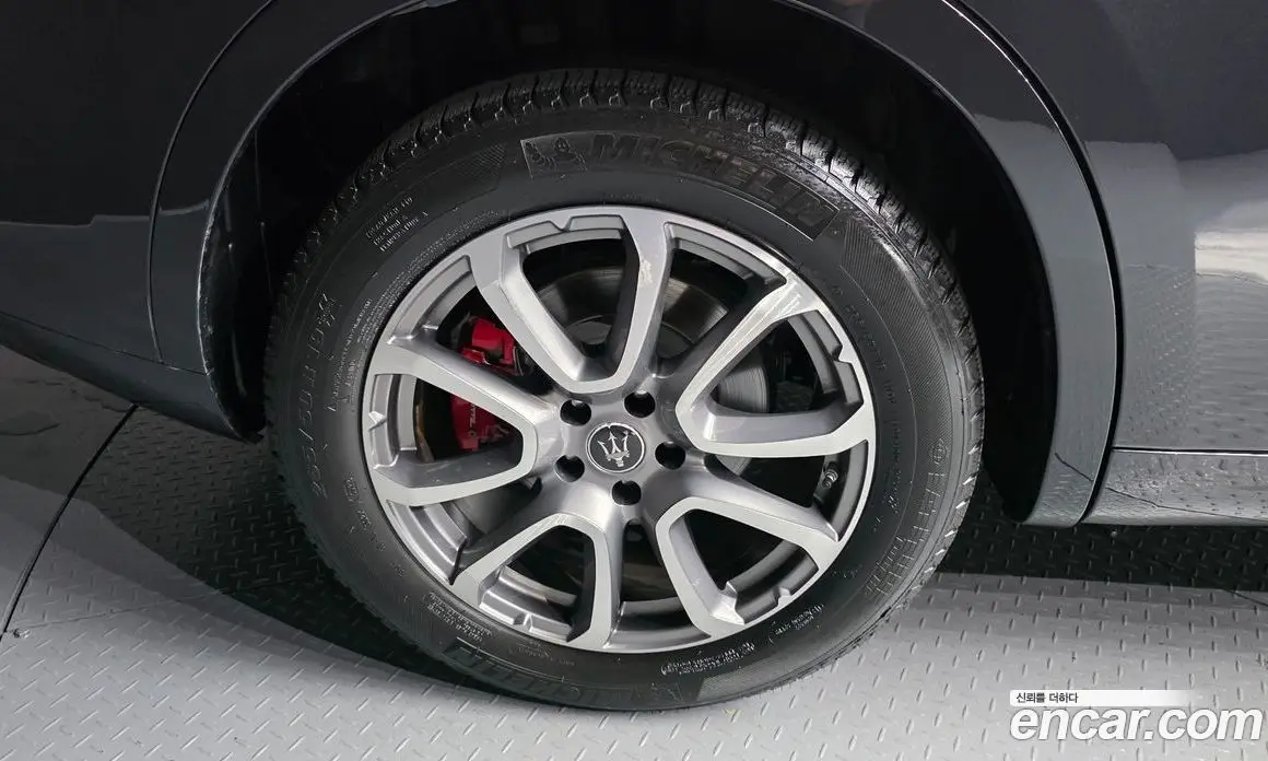Maserati Levante 2020 3.0 автомат (гидро), фото 5 Maserati Levante 2020 3.0 автомат (гидро), фото 5