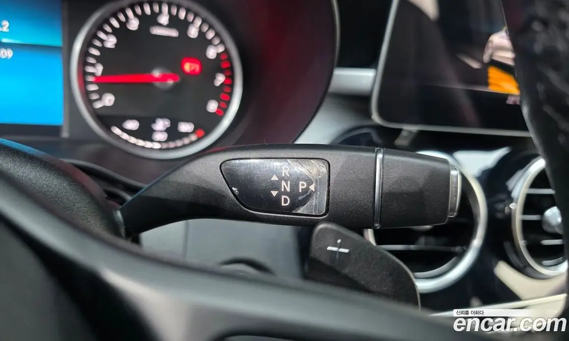 Mercedes-Benz C-Class 2019 2.0 автомат (гидро), фото 12