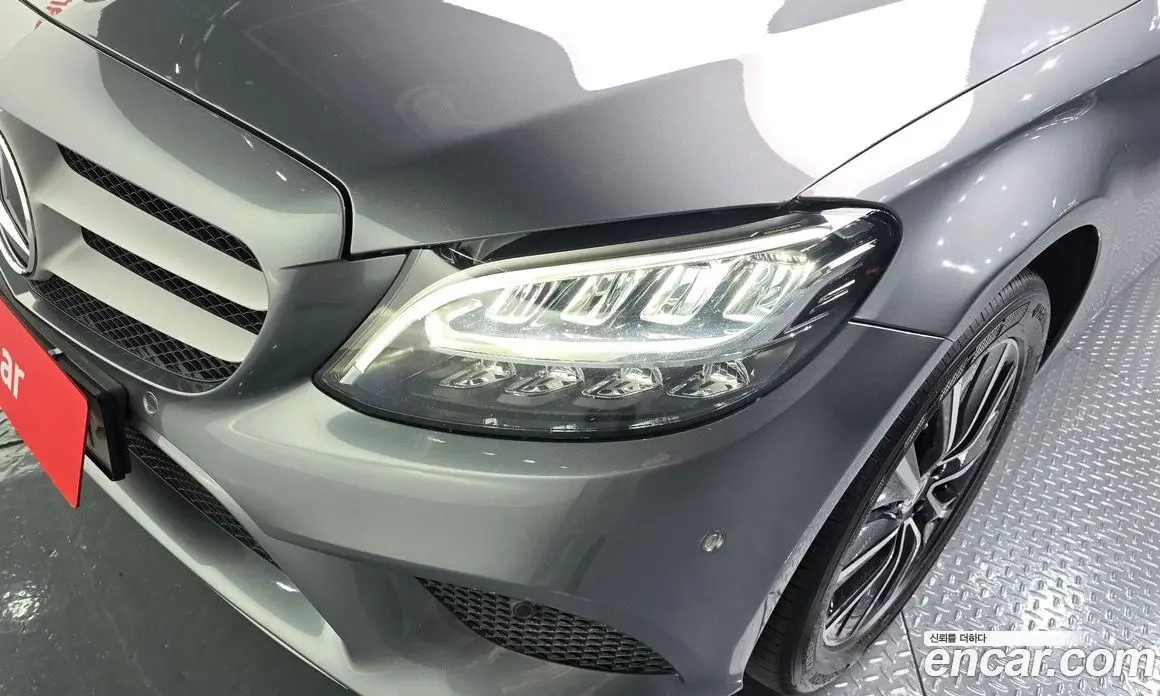 Mercedes-Benz C-Class 2019 2.0 автомат (гидро), фото 8