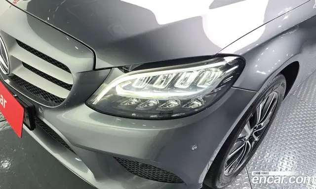 Mercedes-Benz C-Class 2019 2.0 автомат (гидро), миниатюра 8