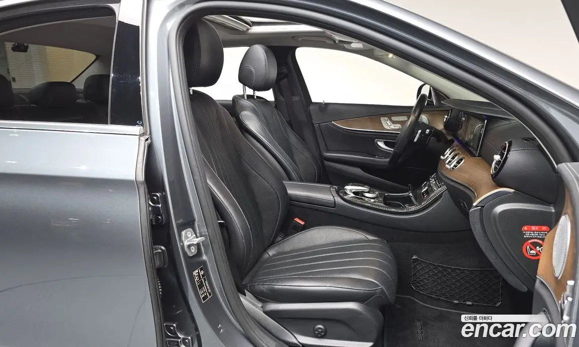 Mercedes-Benz E-Class 2018 2.0 автомат (гидро), фото 16