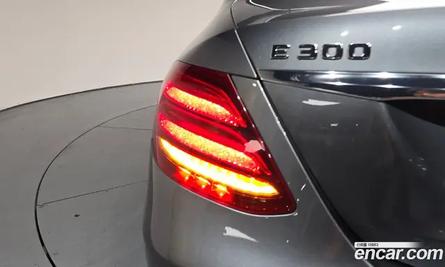 Mercedes-Benz E-Class 2018 2.0 автомат (гидро), миниатюра 8