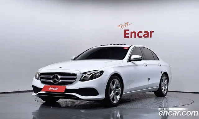 Mercedes-Benz E-Class, 2018, 82 262 км