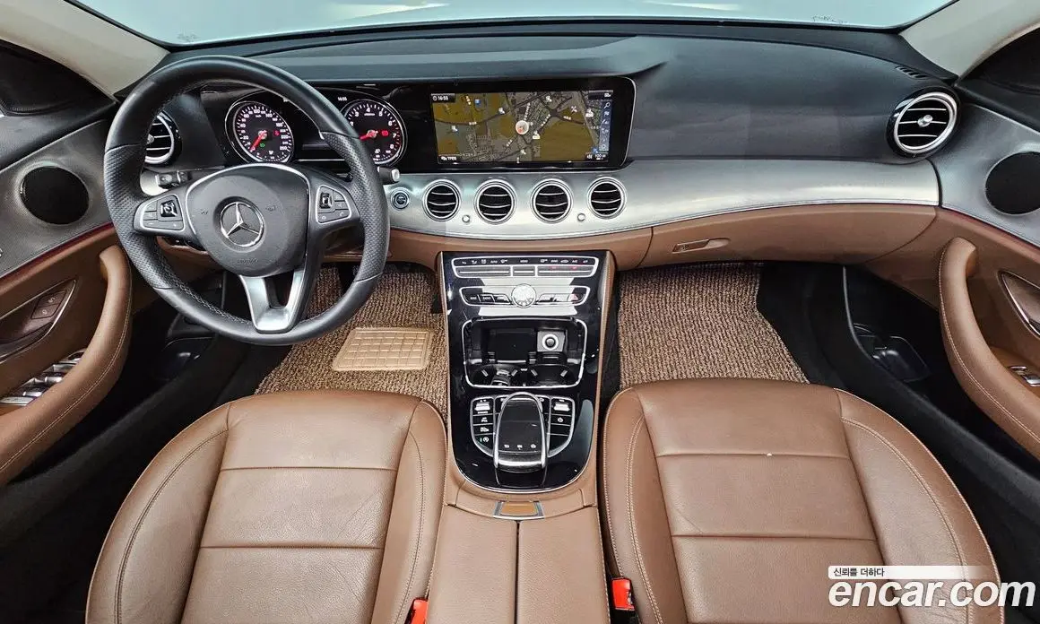 Mercedes-Benz E-Class 2018 2.0 автомат (гидро), фото 6 Mercedes-Benz E-Class 2018 2.0 автомат (гидро), фото 6