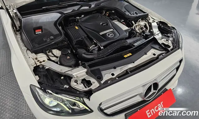 Mercedes-Benz E-Class 2018 2.0 автомат (гидро), миниатюра 9 Mercedes-Benz E-Class 2018 2.0 автомат (гидро), миниатюра 9