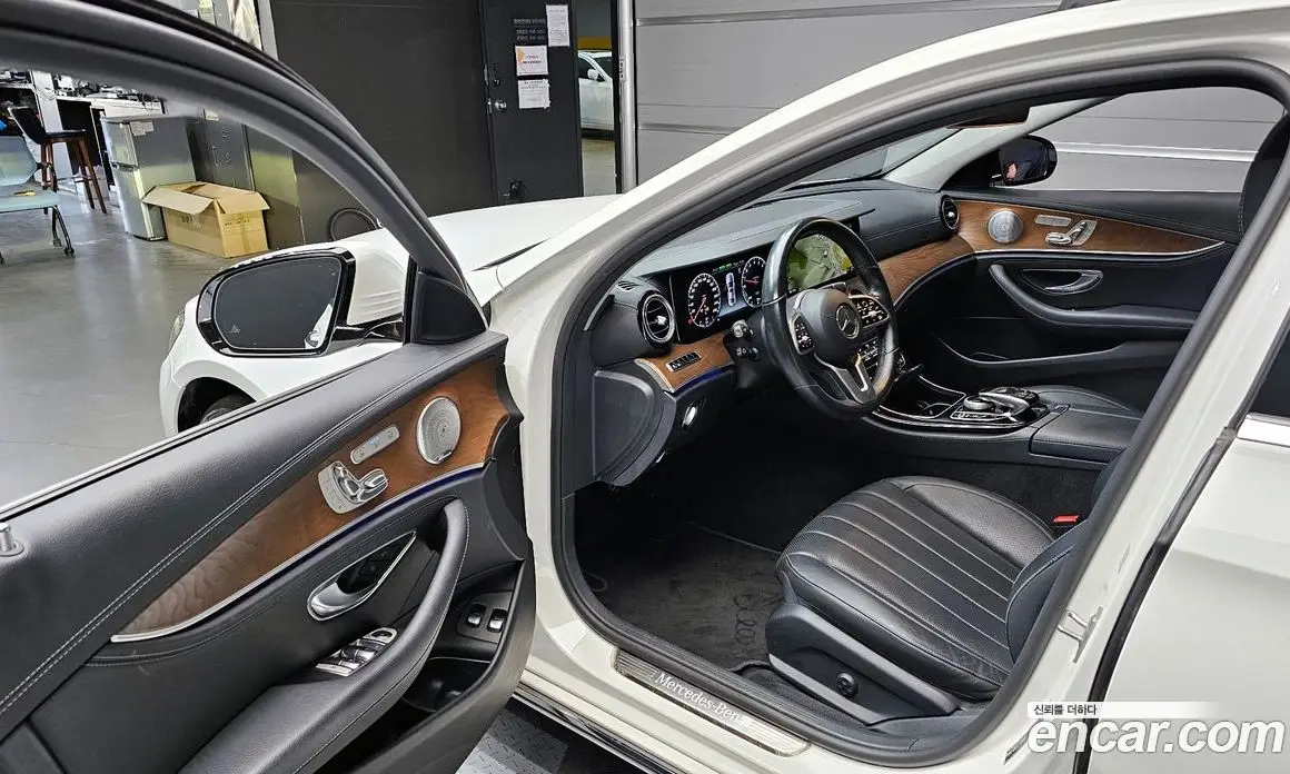 Mercedes-Benz E-Class 2019 2.0 автомат (гидро), фото 13