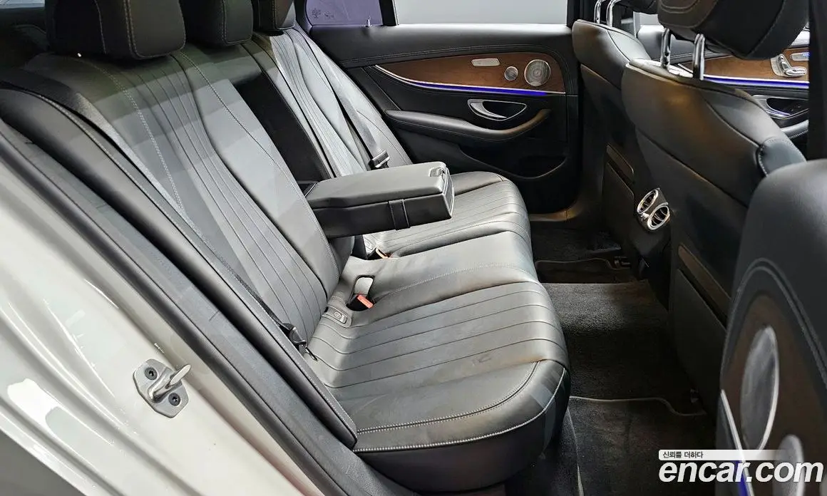 Mercedes-Benz E-Class 2019 2.0 автомат (гидро), фото 18