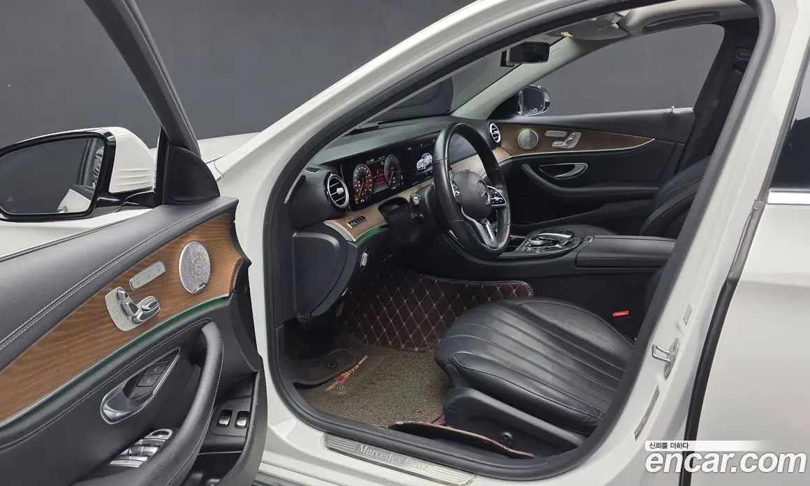 Mercedes-Benz E-Class 2019 2.0 автомат (гидро), фото 13 Mercedes-Benz E-Class 2019 2.0 автомат (гидро), фото 13