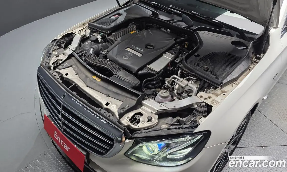 Mercedes-Benz E-Class 2019 2.0 автомат (гидро), фото 6 Mercedes-Benz E-Class 2019 2.0 автомат (гидро), фото 6