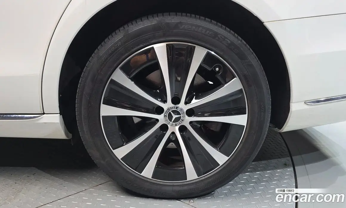 Mercedes-Benz E-Class 2019 2.0 автомат (гидро), фото 7 Mercedes-Benz E-Class 2019 2.0 автомат (гидро), фото 7