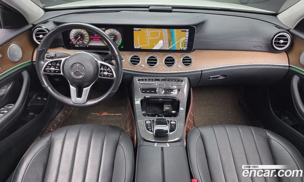 Mercedes-Benz E-Class 2019 2.0 автомат (гидро), фото 10 Mercedes-Benz E-Class 2019 2.0 автомат (гидро), фото 10