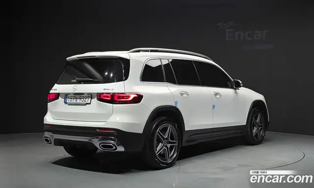 Mercedes-Benz GLB-Class 2023 2.0 автомат (гидро), миниатюра 2 Mercedes-Benz GLB-Class 2023 2.0 автомат (гидро), миниатюра 2