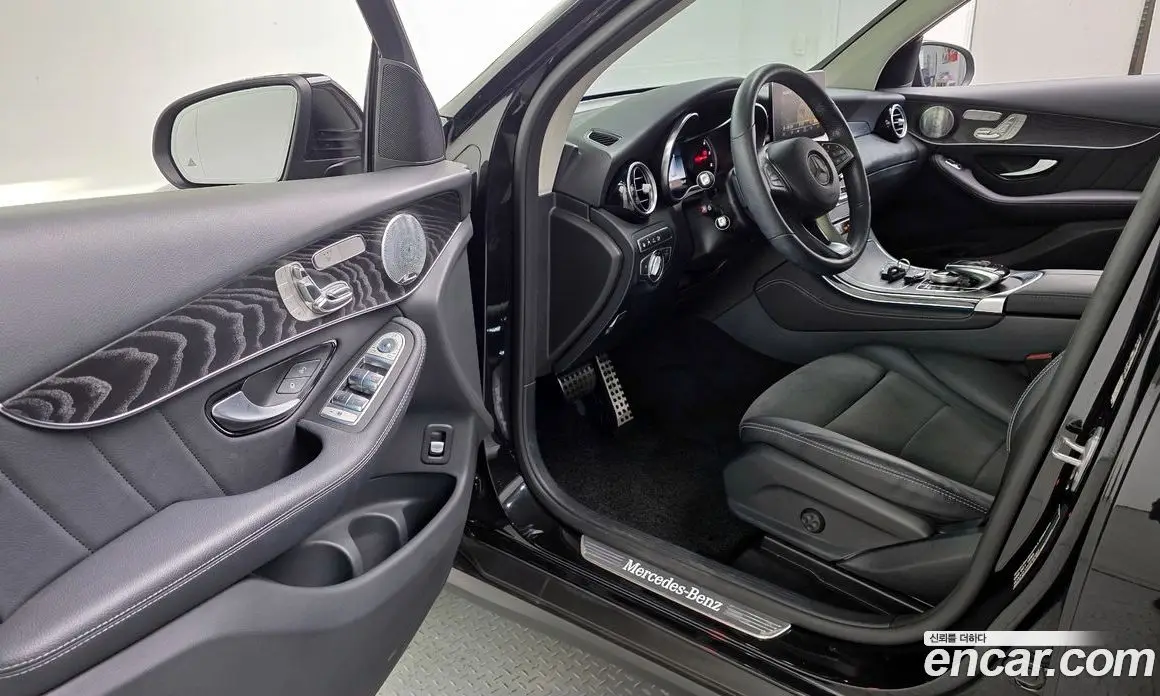 Mercedes-Benz GLC-Class 2018 2.1 автомат (гидро), фото 13