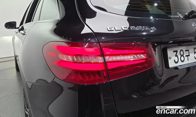 Mercedes-Benz GLC-Class 2018 2.1 автомат (гидро), миниатюра 9