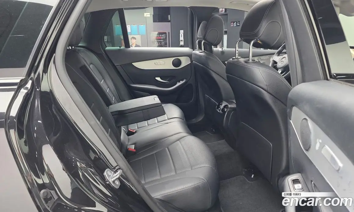 Mercedes-Benz GLC-Class 2018 2.0 автомат (гидро), фото 16 Mercedes-Benz GLC-Class 2018 2.0 автомат (гидро), фото 16
