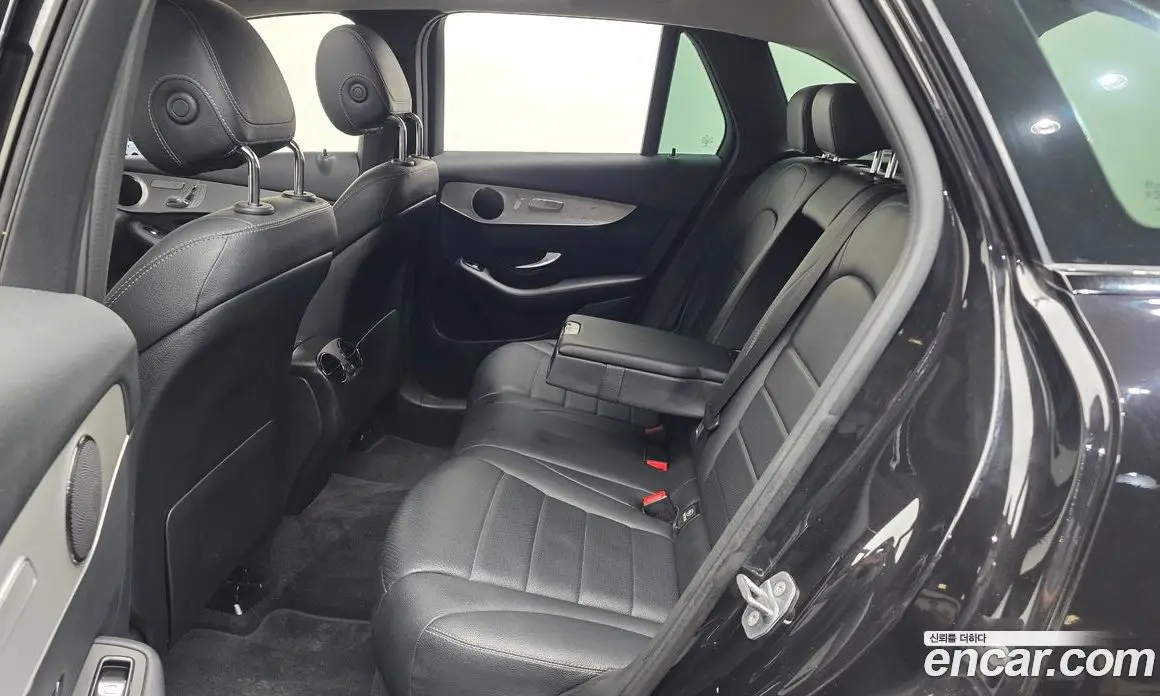 Mercedes-Benz GLC-Class 2018 2.0 автомат (гидро), фото 18 Mercedes-Benz GLC-Class 2018 2.0 автомат (гидро), фото 18