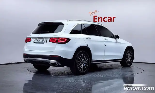 Mercedes-Benz GLC-Class 2020 2.0 автомат (гидро), миниатюра 2