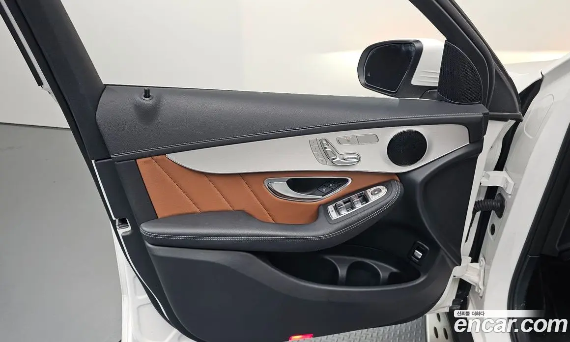 Mercedes-Benz GLC-Class 2022 3.0 автомат (гидро), фото 13