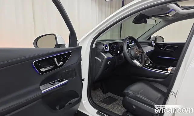 Mercedes-Benz GLC-Class 2023 2.0 автомат (гидро), миниатюра 12