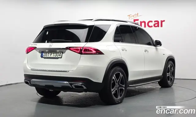 Mercedes-Benz GLE-Class, 2021, 69 239 км