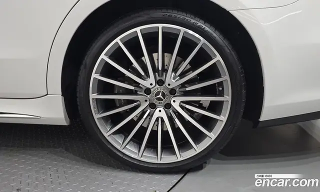 Mercedes-Benz S-Class 2024 3.0 автомат (гидро), миниатюра 7