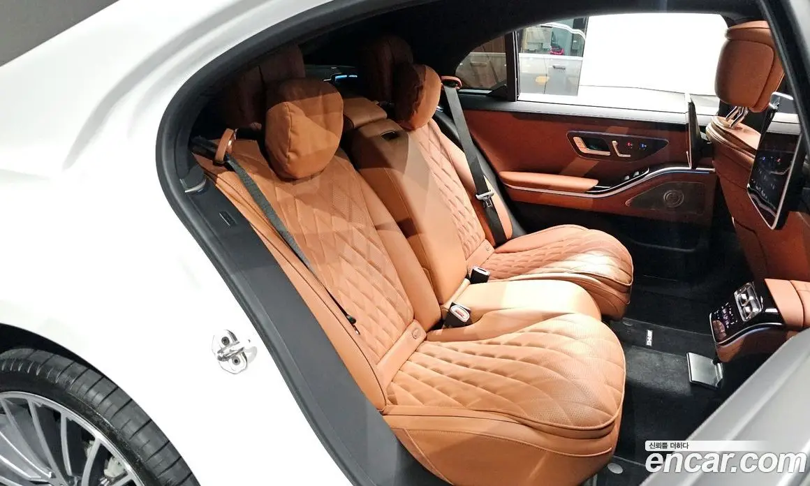 Mercedes-Benz S-Class 2024 3.0 автомат (гидро), фото 17