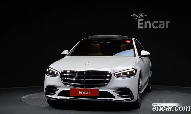 Mercedes-Benz S-Class 2024 3.0 автомат (гидро), миниатюра 3