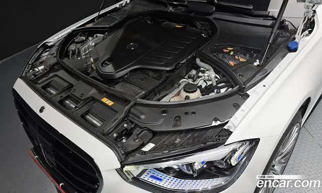Mercedes-Benz S-Class 2024 3.0 автомат (гидро), миниатюра 6