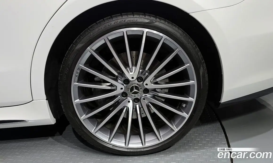 Mercedes-Benz S-Class 2024 3.0 автомат (гидро), фото 7