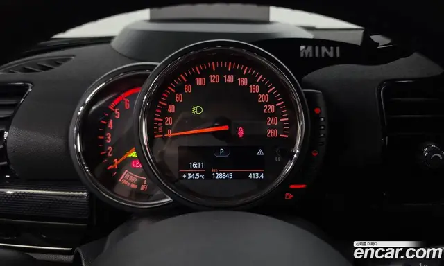 Mini Clubman 2017 2.0 автомат (гидро), миниатюра 11 Mini Clubman 2017 2.0 автомат (гидро), миниатюра 11