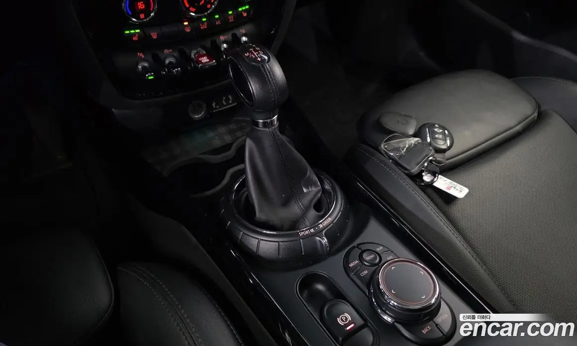 Mini Clubman 2017 2.0 автомат (гидро), фото 12 Mini Clubman 2017 2.0 автомат (гидро), фото 12