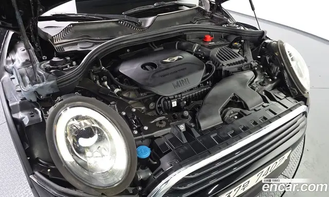 Mini Clubman 2018 1.5 автомат (гидро), миниатюра 5 Mini Clubman 2018 1.5 автомат (гидро), миниатюра 5
