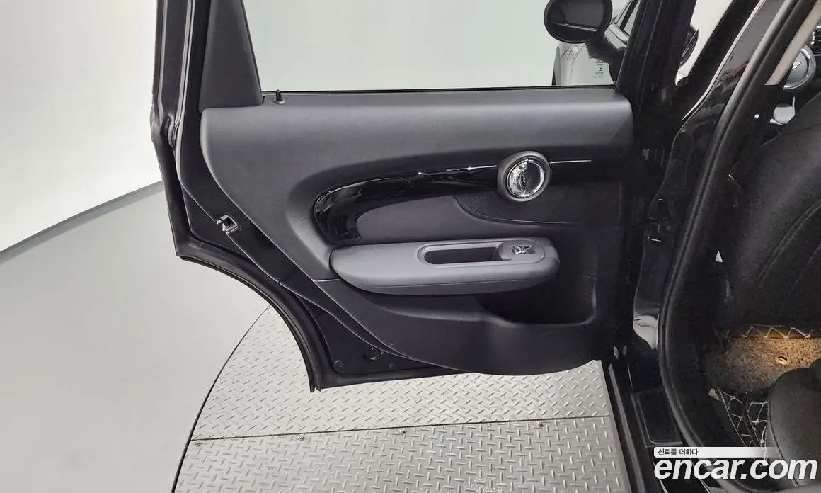 Mini Clubman 2022 1.5 автомат (гидро), фото 15 Mini Clubman 2022 1.5 автомат (гидро), фото 15