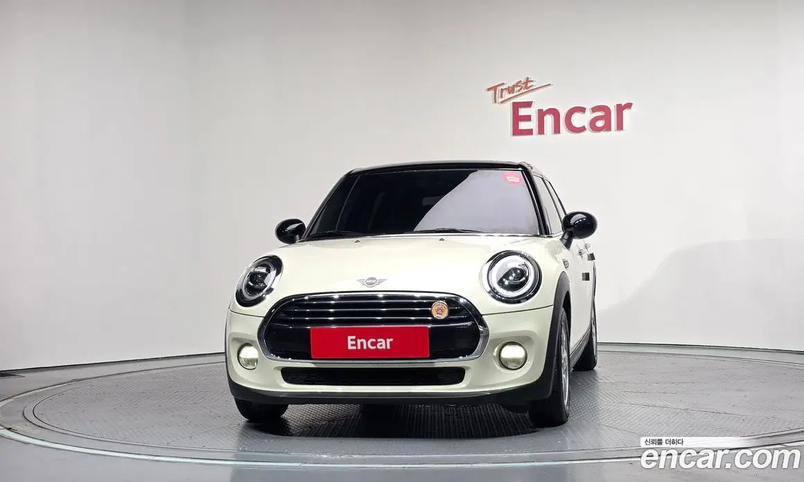 Mini Cooper 2018 1.5 автомат (гидро), фото 3 Mini Cooper 2018 1.5 автомат (гидро), фото 3