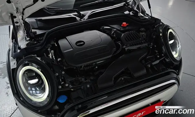 Mini Cooper 2024 1.5 автомат (гидро), миниатюра 5 Mini Cooper 2024 1.5 автомат (гидро), миниатюра 5
