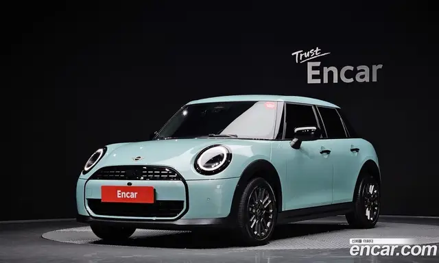 Mini Cooper, 2025, 5 082 км