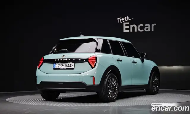 Mini Cooper 2025 2.0 автомат (гидро), миниатюра 2