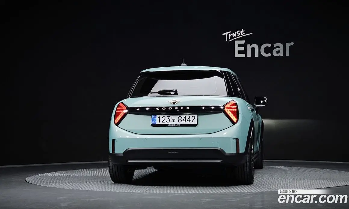 Mini Cooper 2025 2.0 автомат (гидро), фото 4