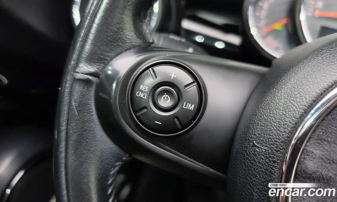 Mini Cooper Convertible 2019 1.5 автомат (гидро), фото 14