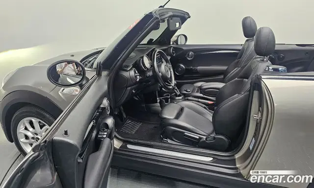 Mini Cooper Convertible 2019 1.5 автомат (гидро), миниатюра 10