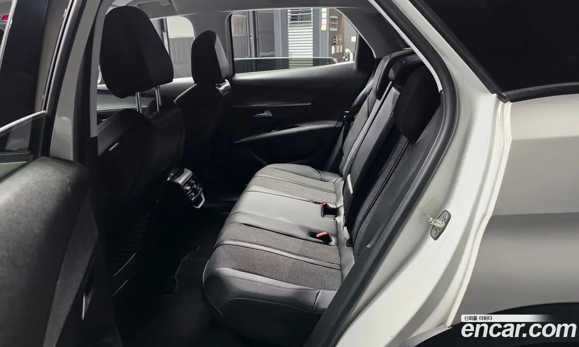 Peugeot 3008 2019 1.5 автомат (гидро), фото 16
